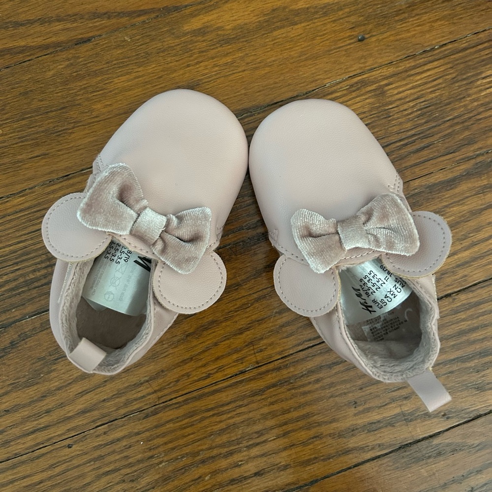 H&M Blush Bow Disney Baby Shoes